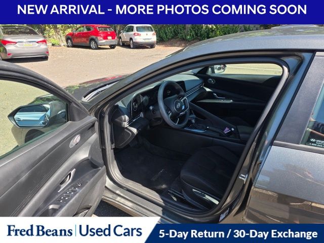 2024 Hyundai Elantra SEL - Photo 14
