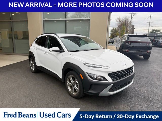 2023 Hyundai Kona SEL photo 2