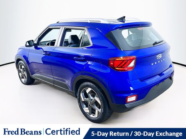 2022 Hyundai Venue Limited - Photo 8