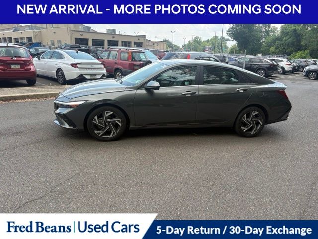 2025 Hyundai Elantra SEL - Photo 6