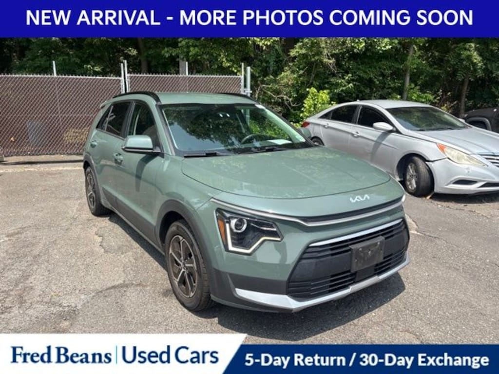 Used 2023 Kia Niro EX SUV