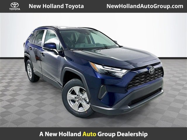 2025 Toyota RAV4 XLE's photo