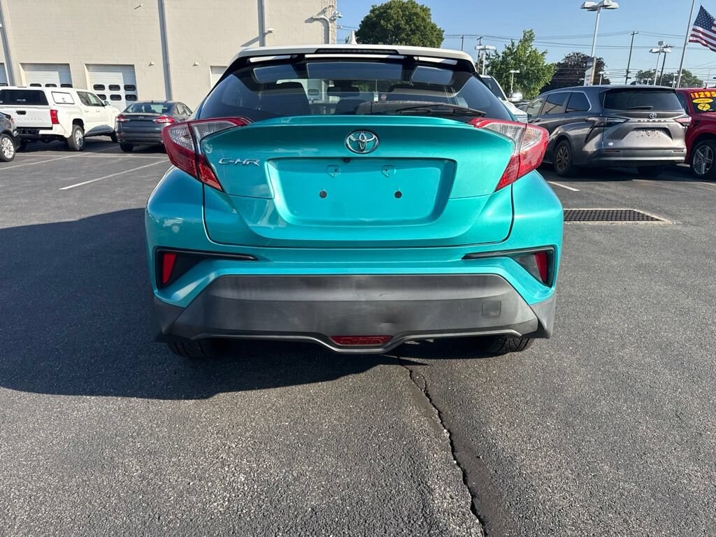 Used 2018 Toyota C-HR XLE Premium Sport Utility