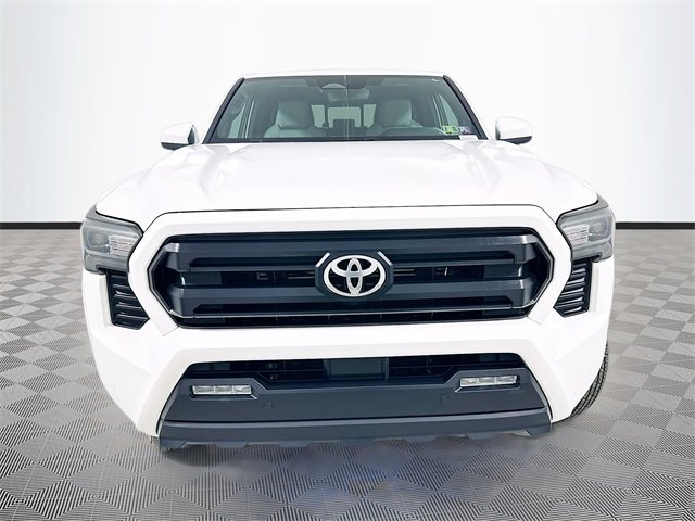 2024 Toyota Tacoma SR5 photo 2