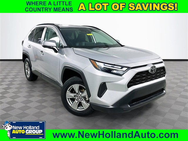 2024 Toyota RAV4 XLE's photo