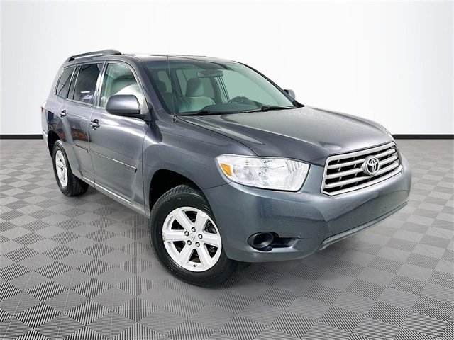 2010 Toyota Highlander Base's photo