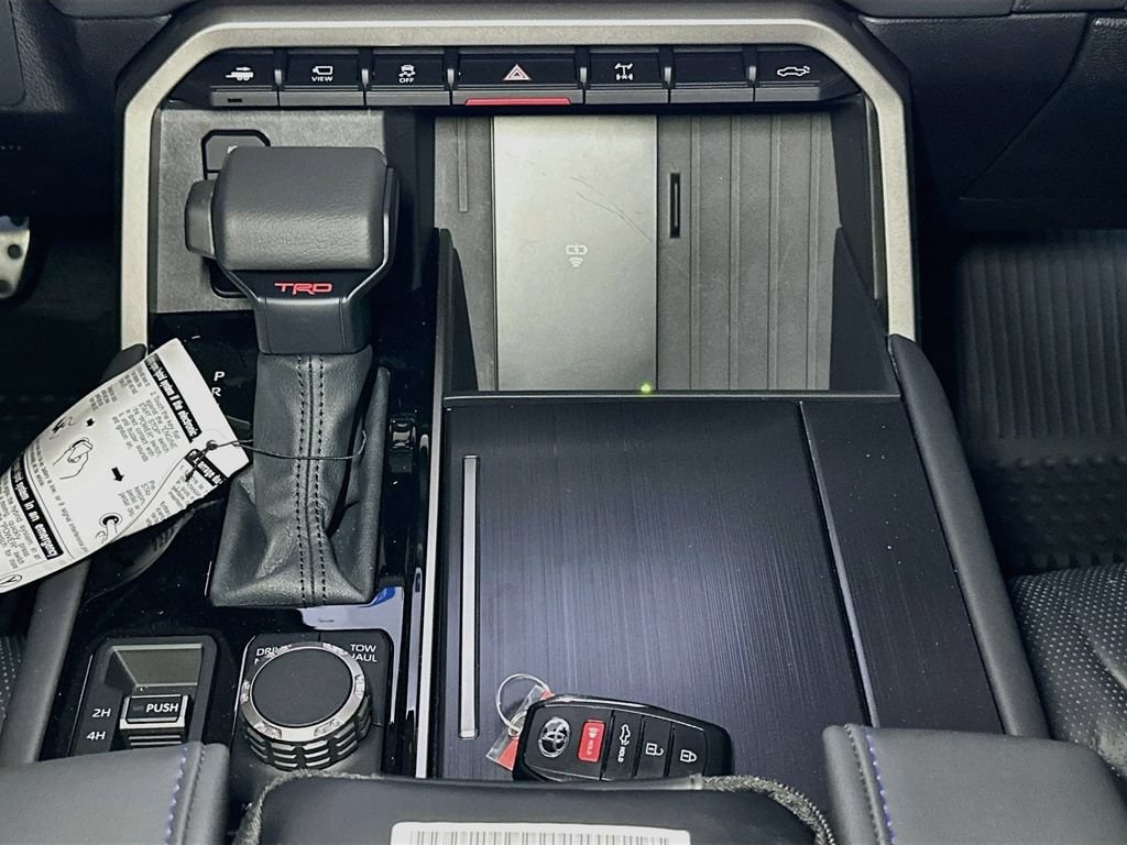 2026 Toyota Tundra Platinum - Photo 10