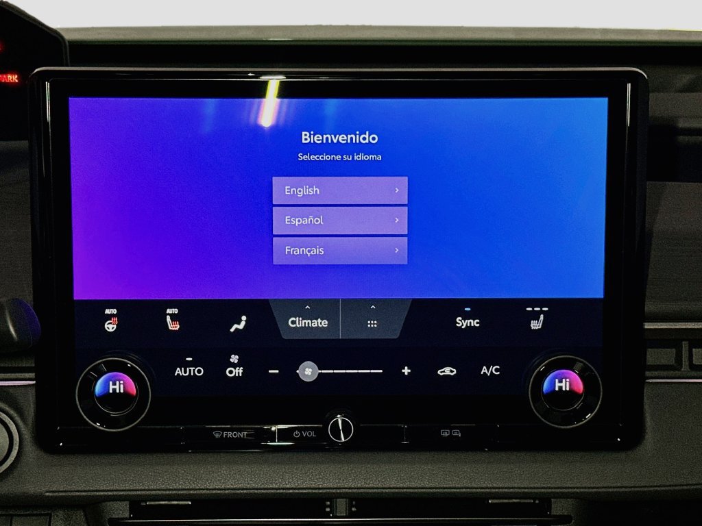 2026 Toyota C-HR SE - Photo 8