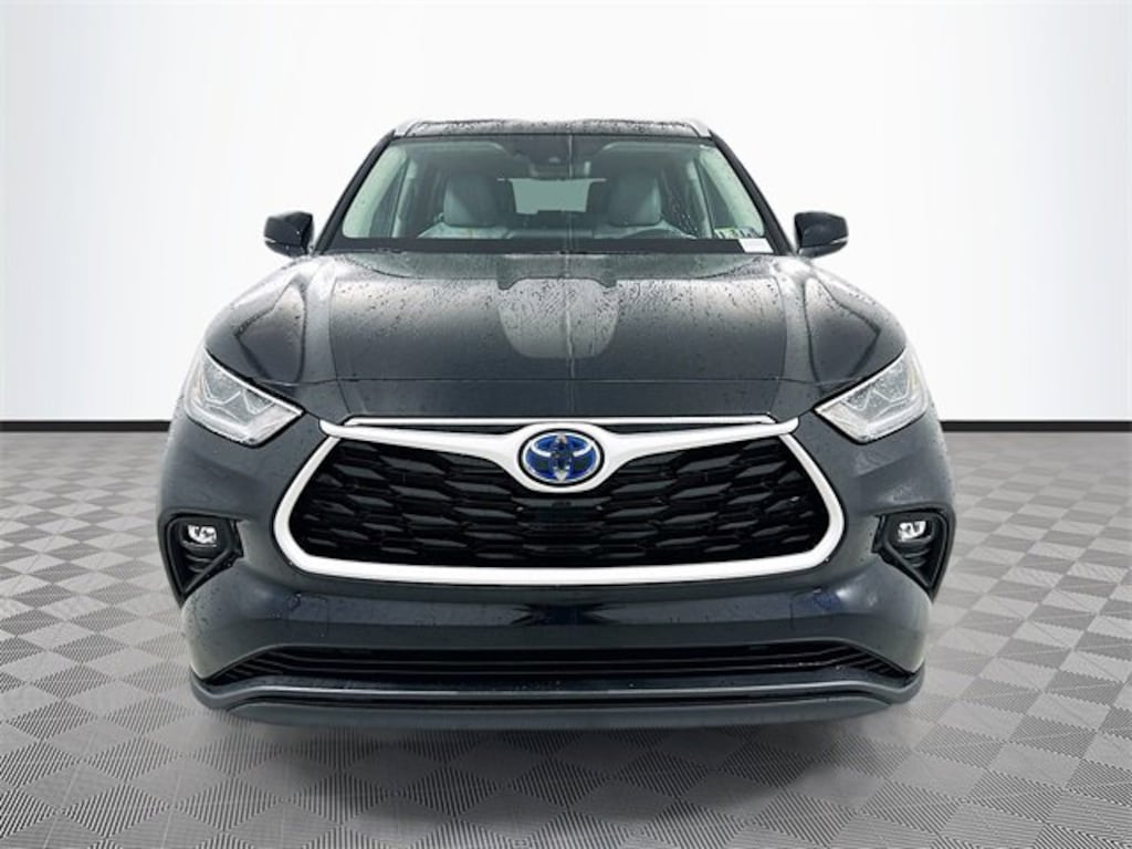 Certified 2022 Toyota Highlander Hybrid Bronze Edition Sport Utility