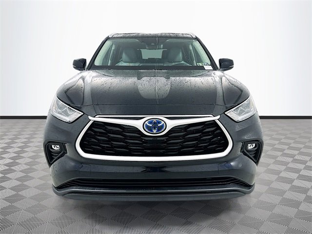 2022 Toyota Highlander Hybrid Bronze Edition photo 2