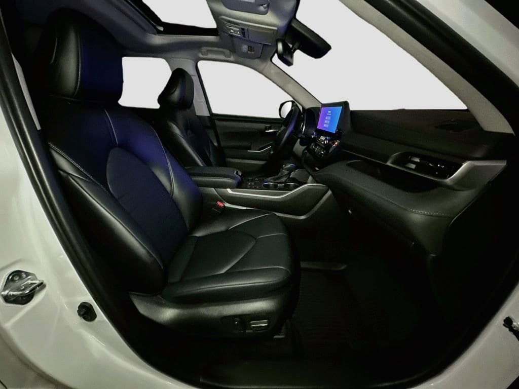 2023 Toyota Highlander XLE - Photo 37