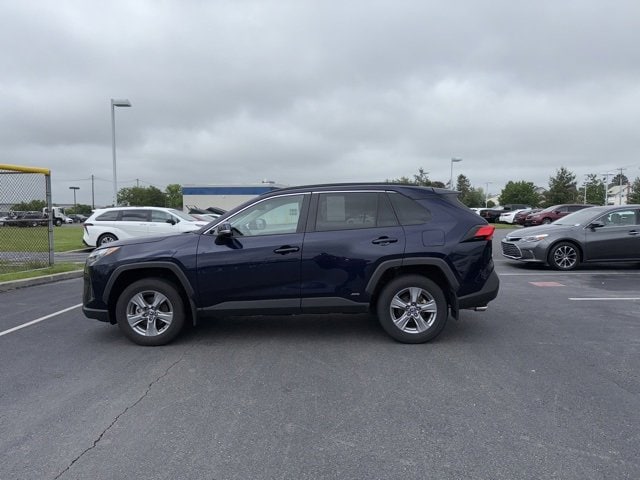Used 2022 Toyota RAV4 XLE with VIN 4T3RWRFV3NU058720 for sale in New Holland, PA