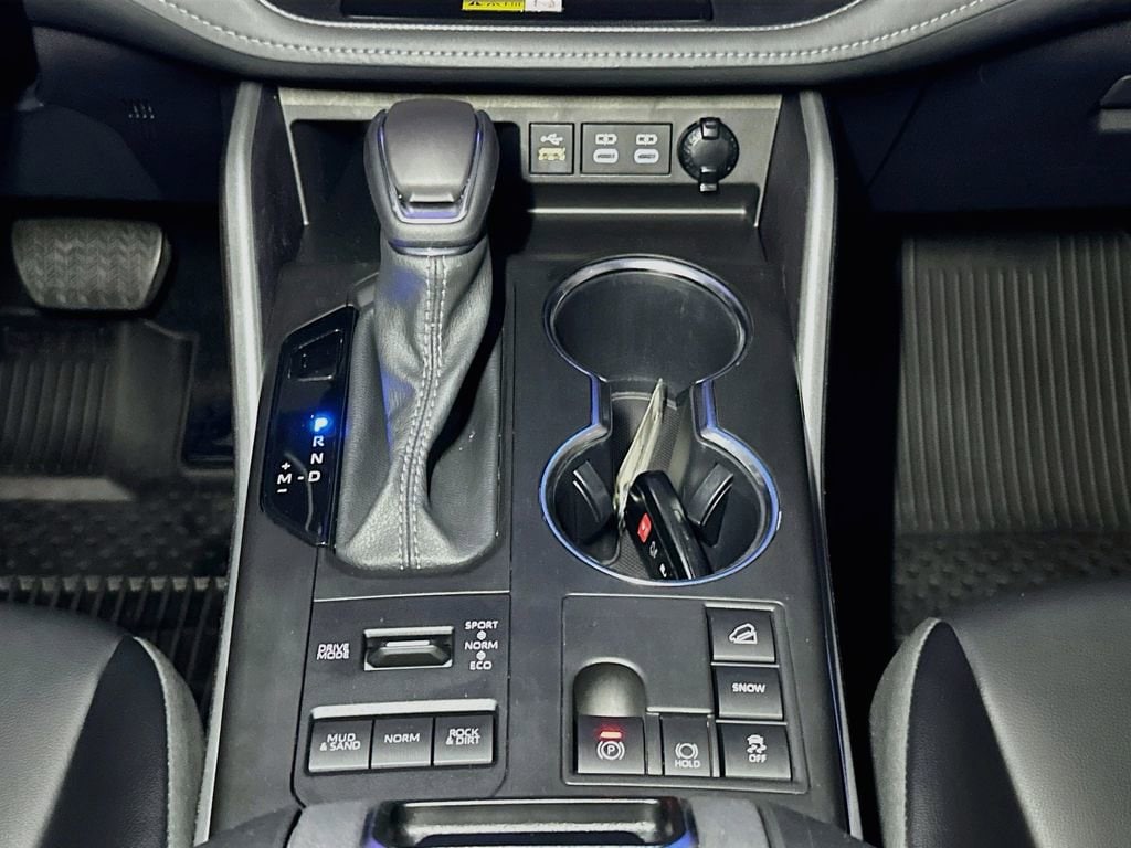 2023 Toyota Highlander XLE - Photo 14