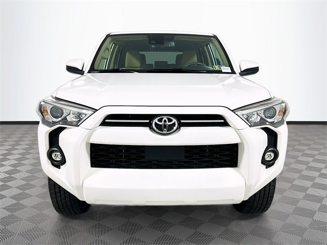 2021 Toyota 4Runner SR5 photo 2