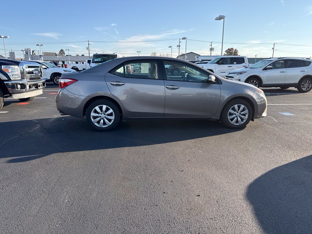 Used 2015 Toyota Corolla LE Sedan