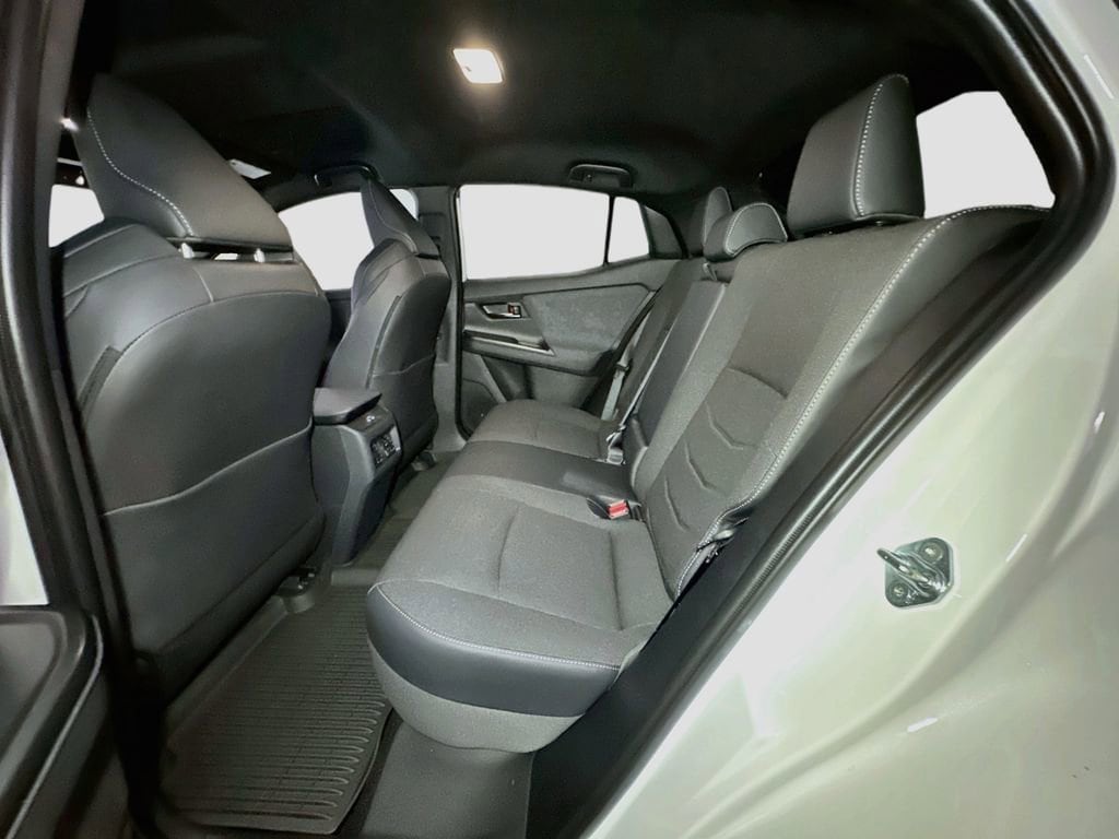 2026 Toyota C-HR SE - Photo 24