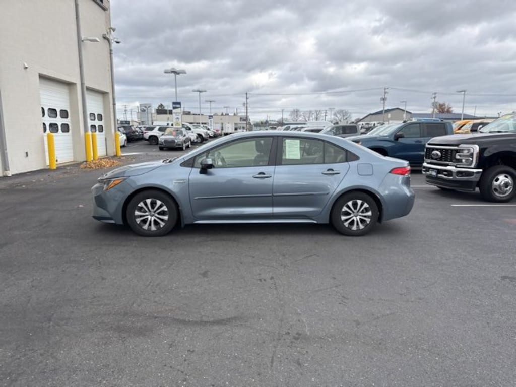 Used 2020 Toyota Corolla Hybrid LE Sedan