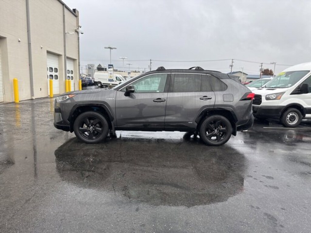 Used 2020 Toyota RAV4 Hybrid XSE Sport Utility