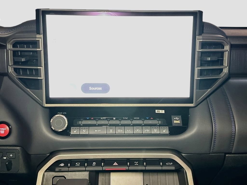 2026 Toyota Tundra Platinum - Photo 8