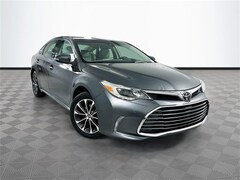 2017 Toyota Avalon XLE Premium Sedan