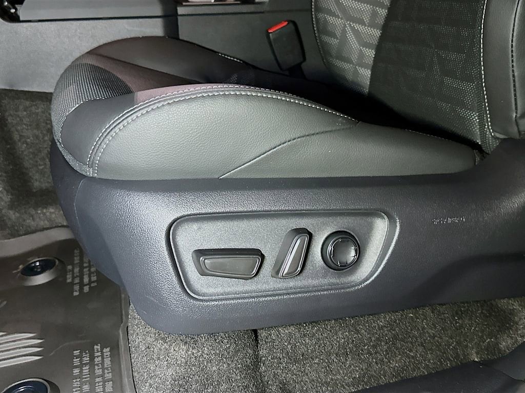 2026 Toyota 4Runner TRD Off-Road Premium - Photo 13