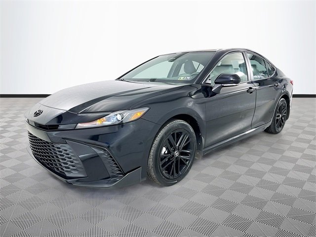 2025 Toyota Camry LE photo 3