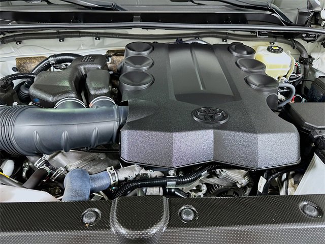 2021 Toyota 4Runner SR5 photo 3