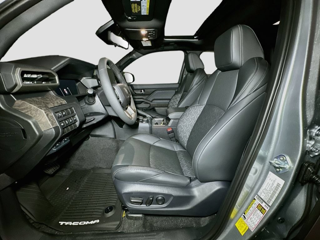 2026 Toyota Tacoma Limited - Photo 14