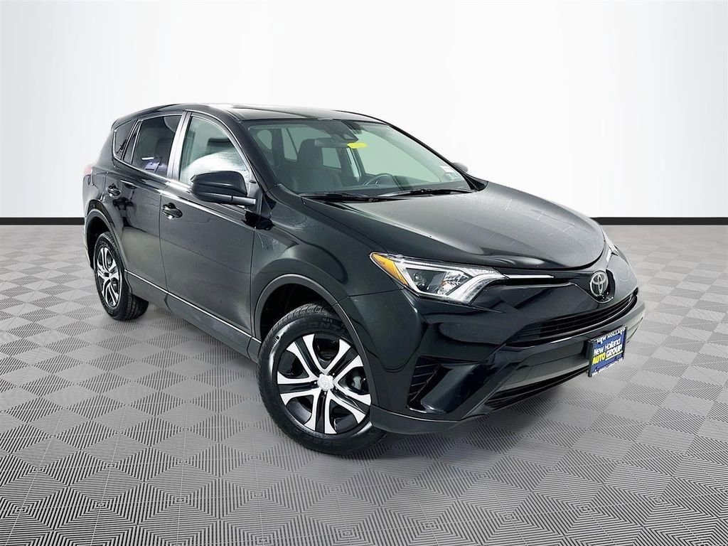 Used 2018 Toyota RAV4 LE Sport Utility