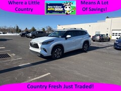 2023 Toyota Highlander XLE Sport Utility