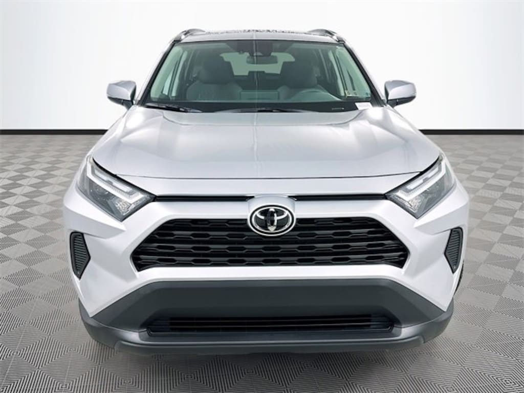 New 2025 Toyota RAV4 Hybrid XLE SUV