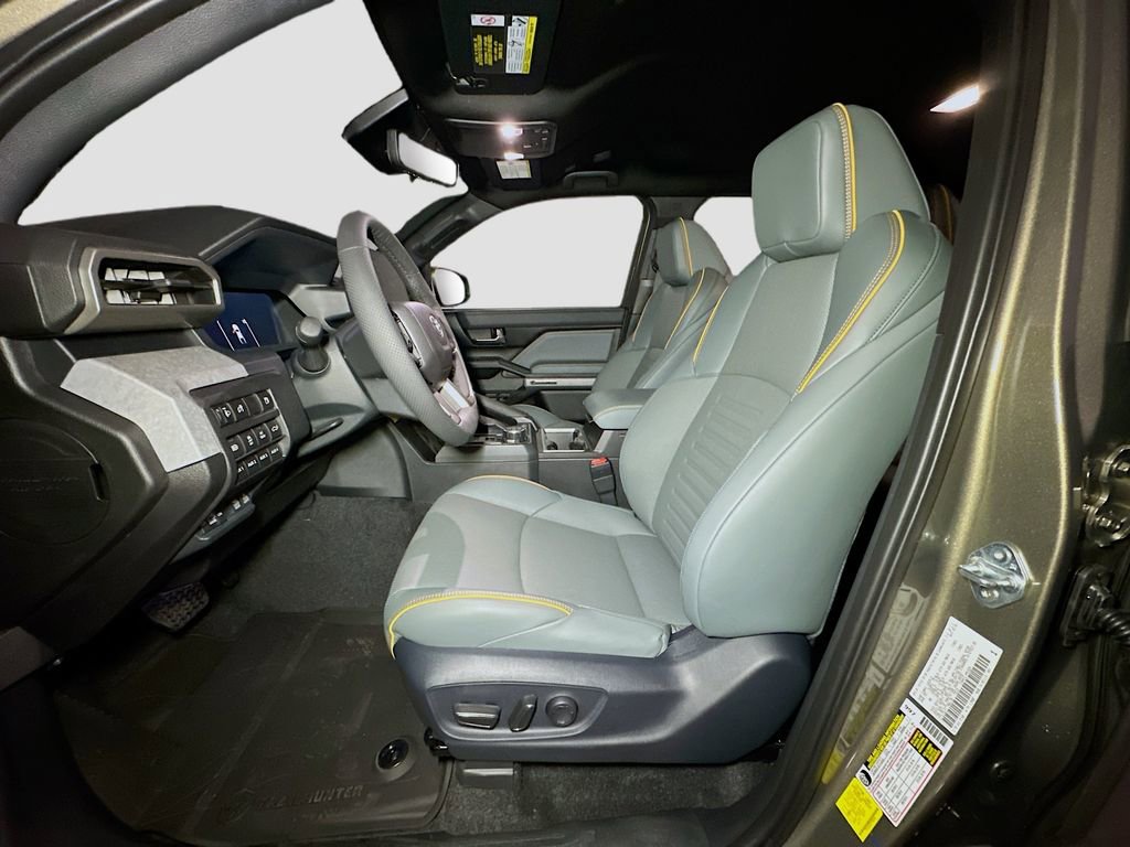 2026 Toyota Tacoma Trailhunter - Photo 14