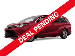 2026 Toyota Sienna XLE Van Passenger Van