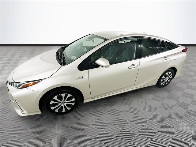 2020 Toyota Prius Prime XLE photo 4