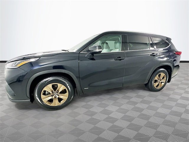2022 Toyota Highlander Hybrid Bronze Edition photo 4