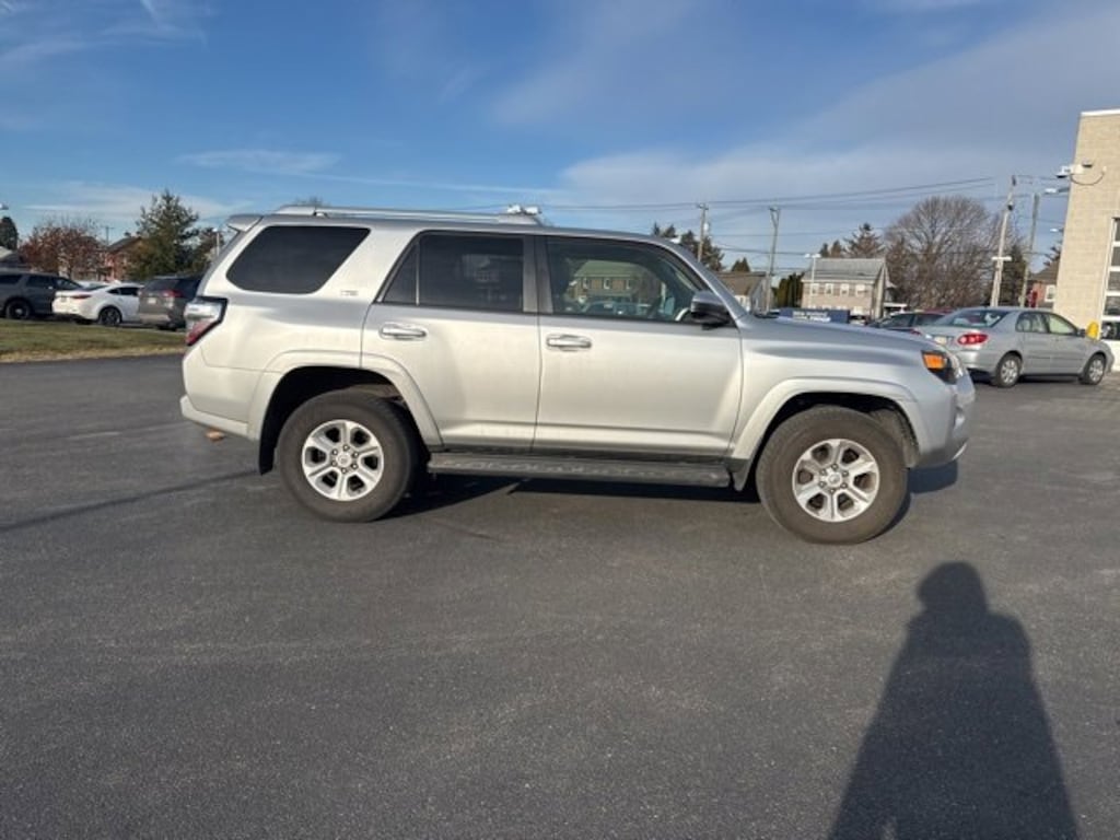 Used 2018 Toyota 4Runner SR5 Sport Utility