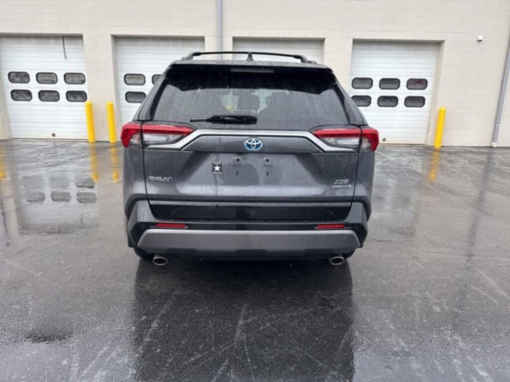 Used 2020 Toyota RAV4 Hybrid XSE Sport Utility