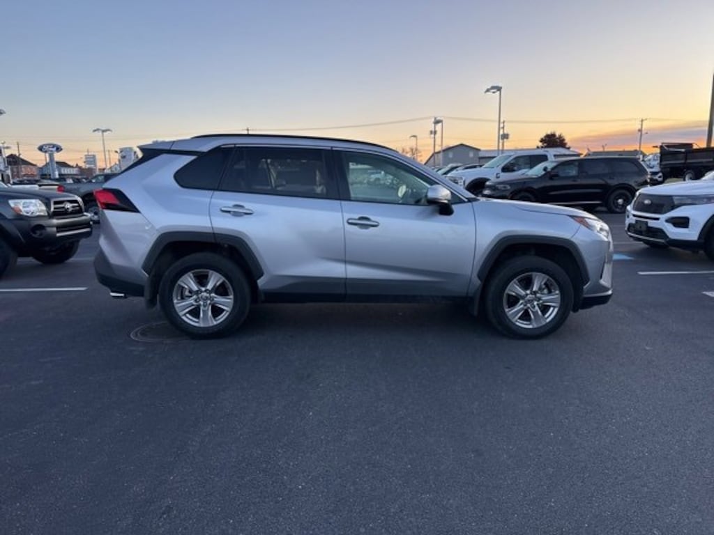 Used 2022 Toyota RAV4 XLE Sport Utility