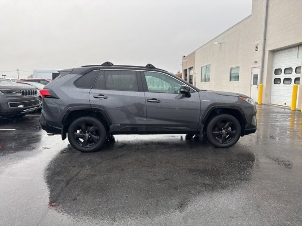 Used 2020 Toyota RAV4 Hybrid XSE Sport Utility
