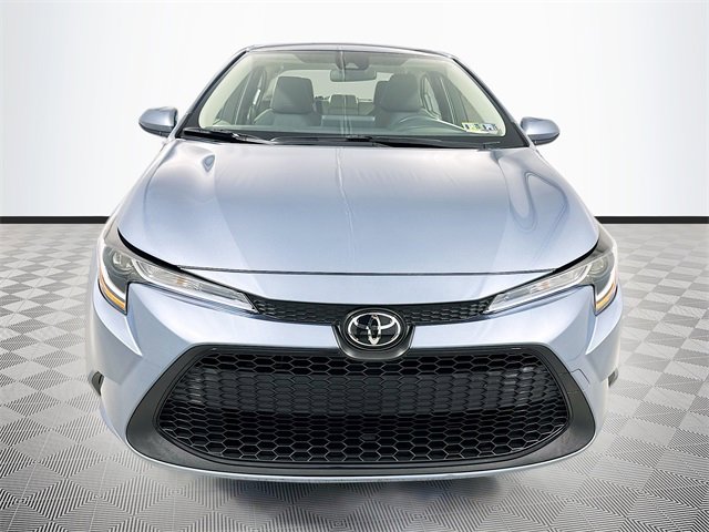2022 Toyota Corolla LE photo 2