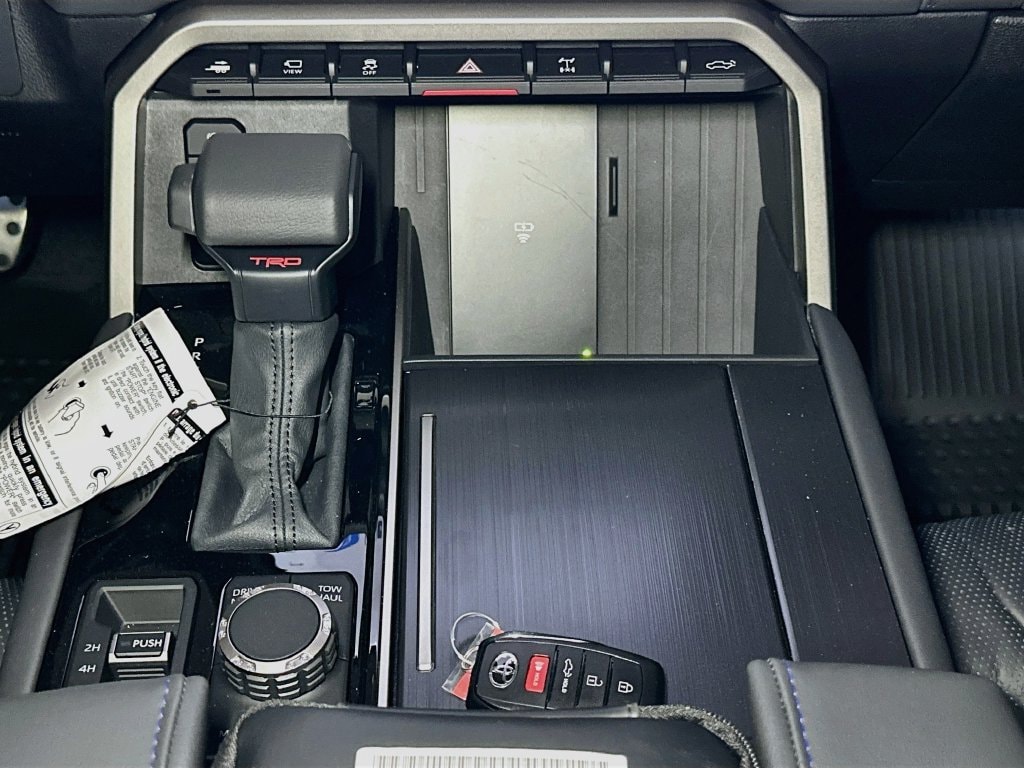 2026 Toyota Tundra Platinum - Photo 11