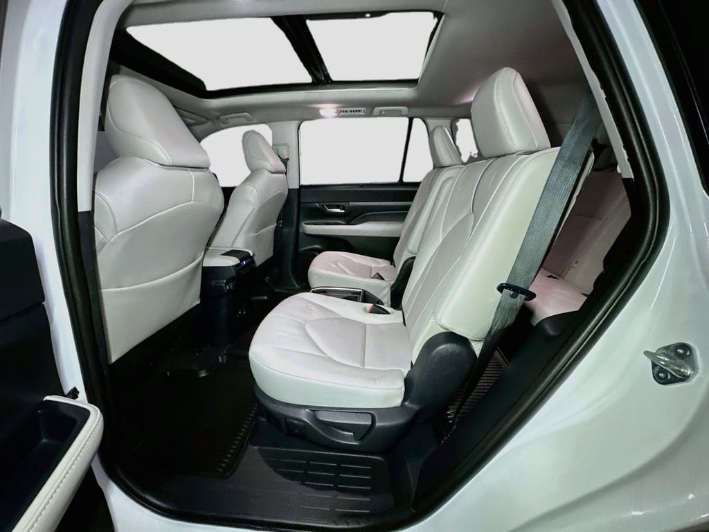 2024 Toyota Grand Highlander Platinum - Photo 28