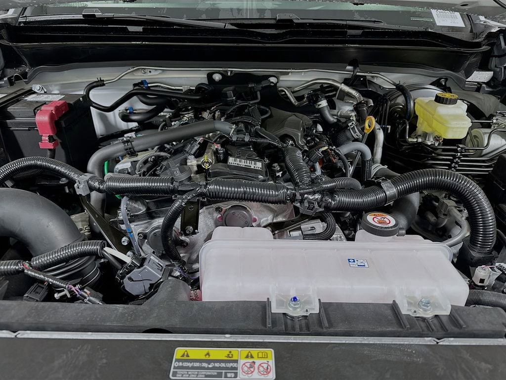 2026 Toyota Tacoma SR - Photo 19