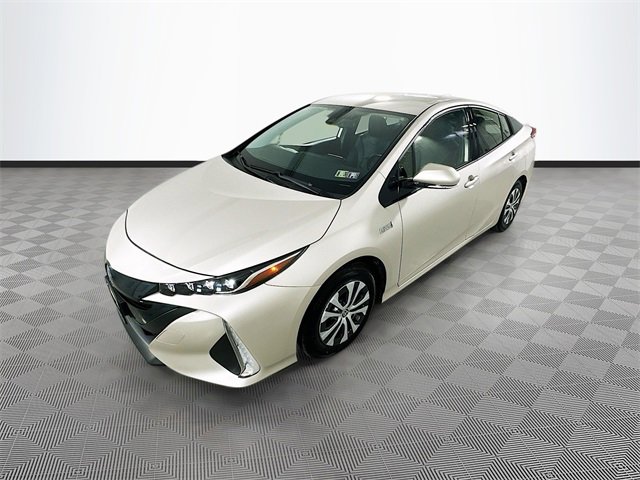 2020 Toyota Prius Prime XLE photo 3