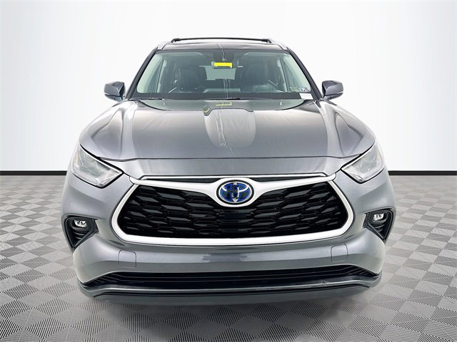 Certified 2022 Toyota Highlander XLE with VIN 5TDGBRCH4NS552149 for sale in New Holland, PA
