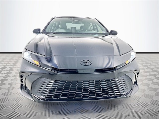 2025 Toyota Camry LE photo 2