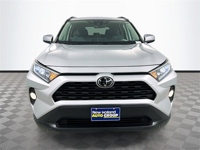 Used 2019 Toyota RAV4 XLE with VIN 2T3W1RFV0KW047137 for sale in New Holland, PA