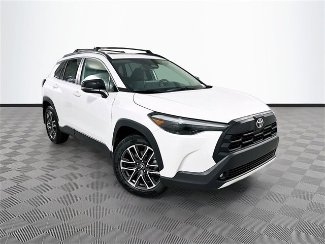 2026 Toyota Corolla Cross XLE's photo