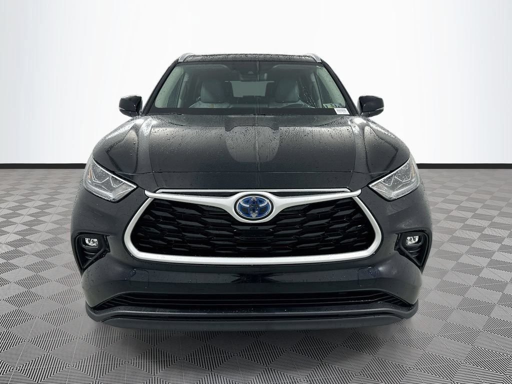 Used 2022 Toyota Highlander Hybrid Bronze Edition Sport Utility