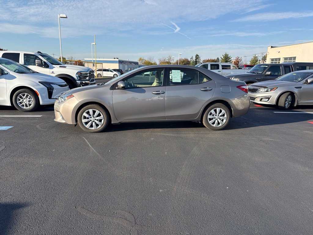 Used 2015 Toyota Corolla LE Sedan
